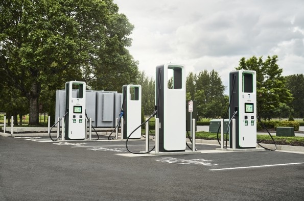 汽車充電樁要多少錢？全面成本分析揭秘